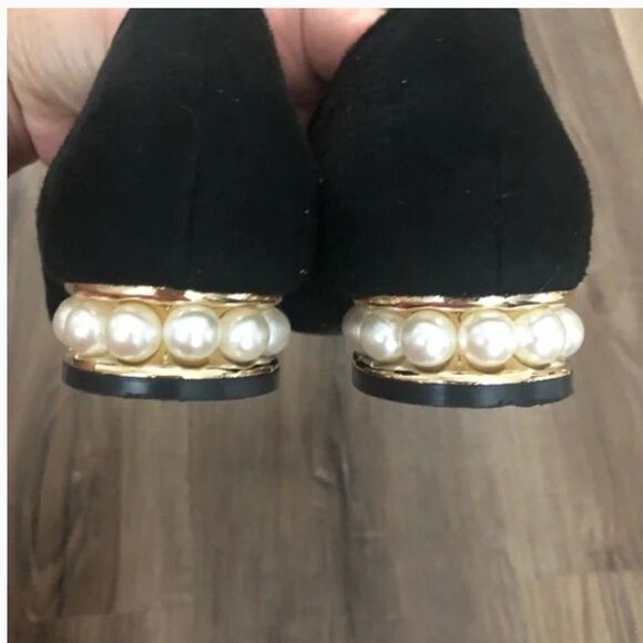 Women's Black Faux Suede Point Toe Flats with Pearl Accent Heels - Picture 2 of 3